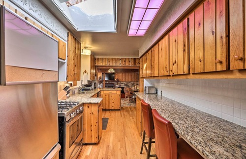 Morse Park Cottage | 5 Mi to Dtwn Denver: Peaceful Lakewood Home!