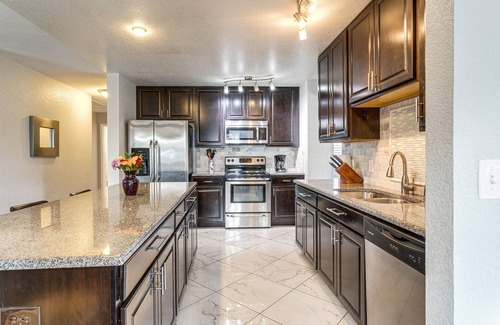 Northeast Park Hill House | 5 Mi to Dtwn Denver: Pet-Friendly Home w/Yard
