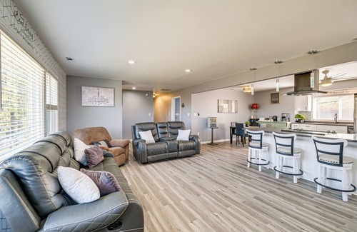 Roanoke House | 5 Mi to Dtwn: Family-Friendly Home in Roanoke!