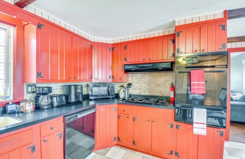 Mexico House | 5 Mi to Lake Ontario: Mexico Home w/Seasonal Pool