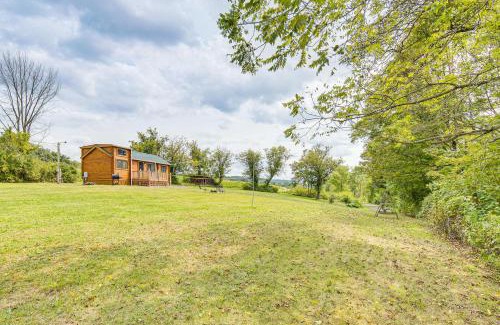Selinsgrove House | 5 Mi to Susquehanna Boating! Secluded Log Cabin