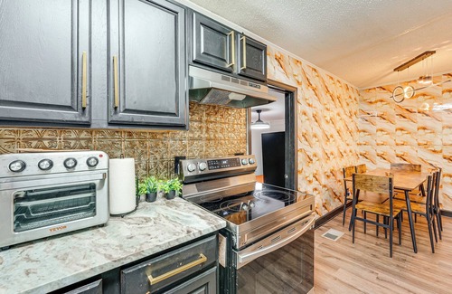 Marietta Cottage | 5 Mi to Town: Pet-friendly Retreat in Marietta!