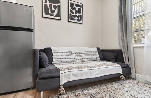 East Tampa House | 5 Miles From Downtown Tampa