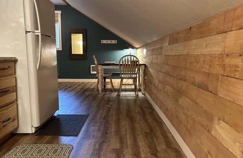 Ashford Apartment | 5 miles to Mt. Rainier Nisqually entrance