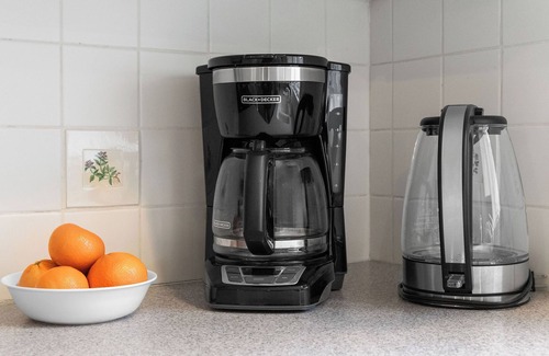 North Chatham House | .5 miles to the Beach. Close to Wequasset. Foosball & Kid Friendly Amenities!