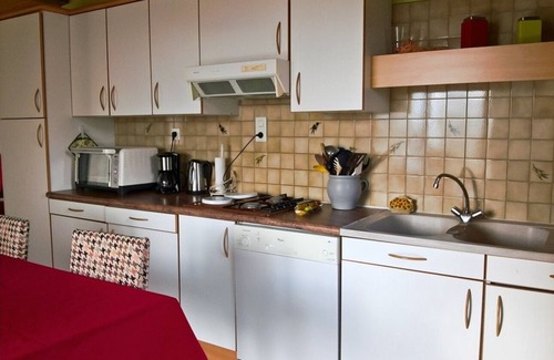 Chorges Apartment | 5 min from Serre-Ponçon lake-gite on garden level-View, sun, calm, comfort