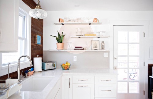 Villas Cottage | 5 Min Walk to Beach, Art Filled, Maker Space, New Reno, Sunsets, Sole Cottage