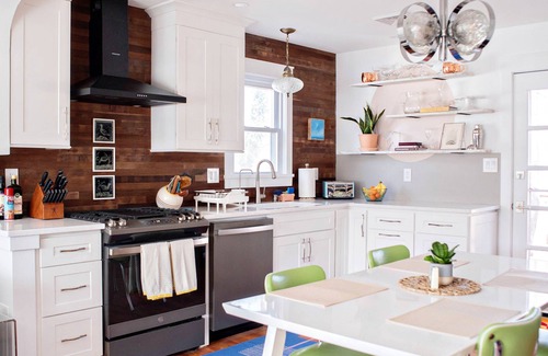 Villas Cottage | 5 Min Walk to Beach, Art Filled, Maker Space, New Reno, Sunsets, Sole Cottage