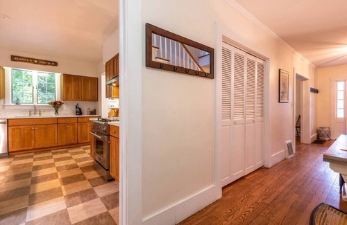 Manchester House | 5 min walk to Equinox from The Manchester West