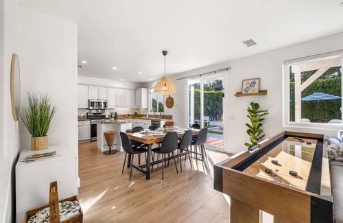 Anastacia House | 5 mins to Coachella - Saltwater Pool, Spa & Games