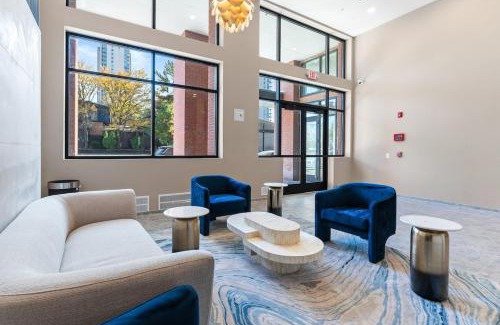 Northern Liberties Apartment | 5 mins to Convention Center! Sleeps 4! With Rooftop!