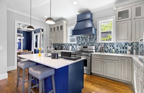 Cleveland Park House | 5 Mins to Downtown - Big Luxury house - 7 beds
