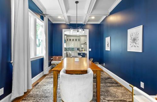Cleveland Park House | 5 Mins to Downtown - Big Luxury house - 7 beds