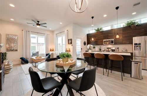 Northside House | 5 mins to Downtown - Tesla Charger - Sleeps 6