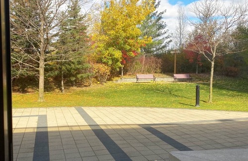 Humberwood Condo | 5 mins to yyz family sized condo mins away to all local highway