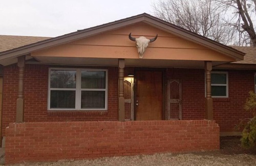 Lawton House | 5 minuets to Fort Sill 3 bedroom home Lawton Oklahoma