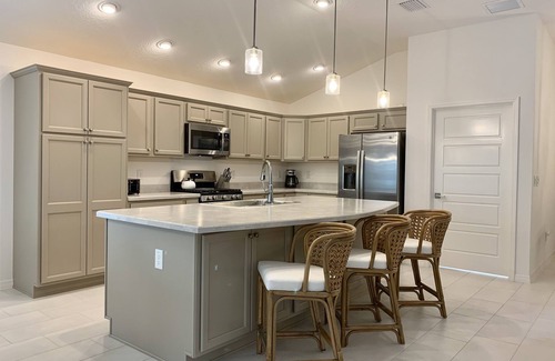 Wildwood House | 5 Minute Golf Cart Ride To Brownwood, Restaurants, Entertainment