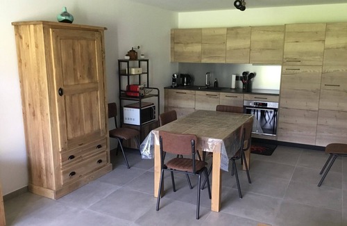 Samoens Apartment | 5-minute walk from the center and ski bus, new, comfortable apartment.