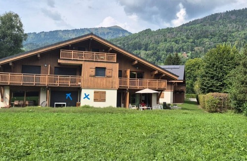 Samoens Apartment | 5-minute walk from the center and ski bus, new, comfortable apartment.