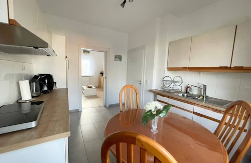 Metternich Apartment | 5 Minuten von Koblenz Uni Entfernt Ferienwohnung