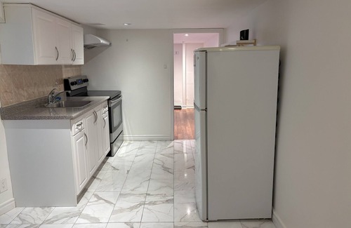 Riverdale Apartment | 5 minutes away from a nearest subway station (Pape) in Toronto