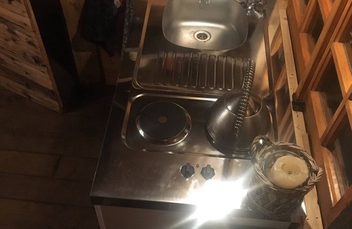 Les Carroz-d'Araches Ski Chalet | 5 minutes from the ski slopes, lovely wooden mazot for unforgettable moments.