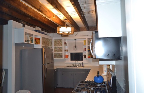 Clymer House | 5 minutes to Peek n Peak, Large private yard, and on site Hot tub