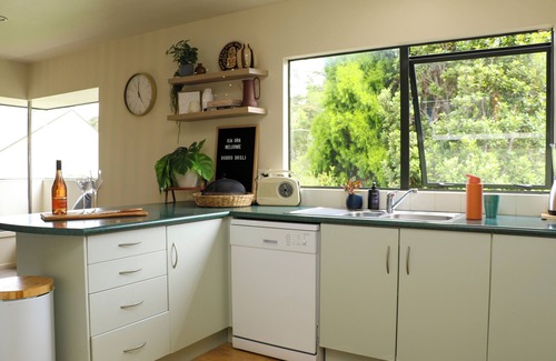 Paihia House | 5 Minutes Walk to Shops & Beach