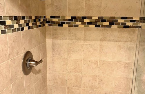 East Stroudsburg House | 5 Mountain View Ct, East Stroudsburg, PA 18301