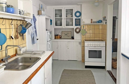 Tejn House | 5 person holiday home in Allinge