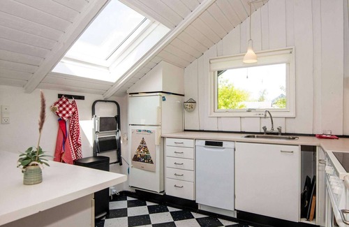 Ringkøbing-Skjern Municipality House | 5 person holiday home in Skjern