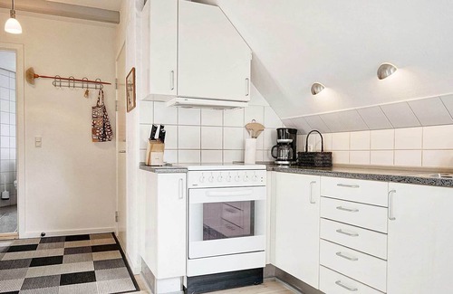 Svaneke Apartment | 5 person holiday home in Svaneke