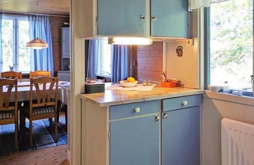 Henan House | 5 person holiday home in HENÅN