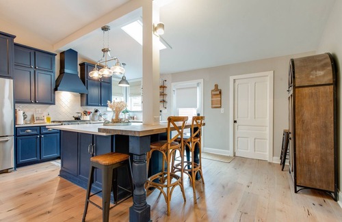Five Points House | 5 Points Walkable & 10 Min to Downtown