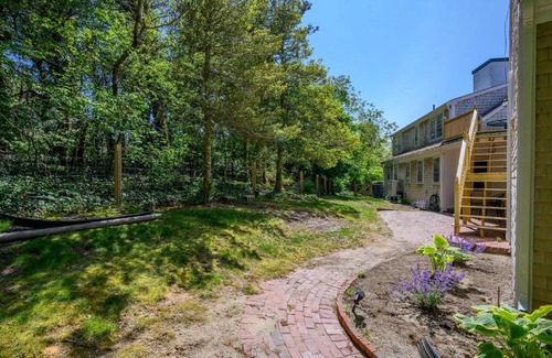 East Dennis House | 5 Quivet Drive East Dennis Cape Cod- - NEED A NAME