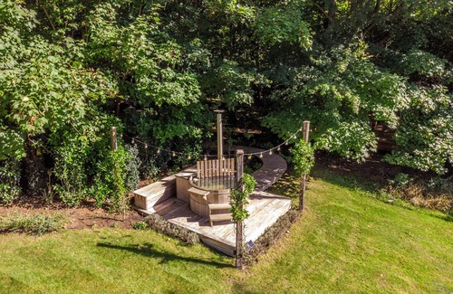 Blenheim Cottage | 5★ RENOVATED LUXURY COTTAGE IN BLENHEIM PALACE PARK, THE COTSWOLDS