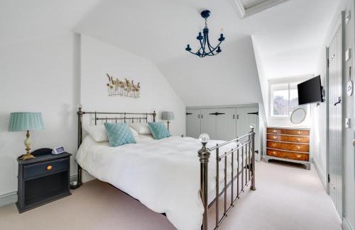 Halesworth House | 5 River Lane