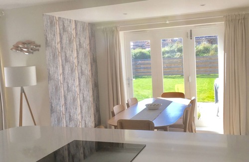 Beadnell House | 5 * Sea Views and Private Path to Beach - Ideal for 2 families or groups