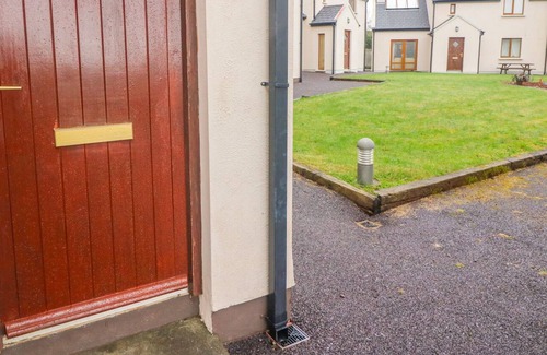 Sneem House | 5 SNEEM LEISURE VILLAGE, family friendly in Sneem, County Kerry