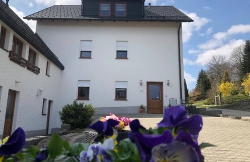 Bad Brambach Apartment | 5-star apartment EG barrier-free, WiFi via DSL, Bad Brambach