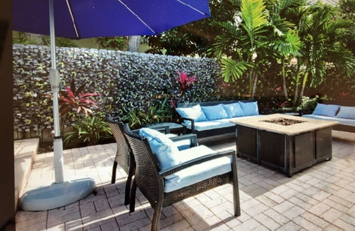 Dolphin Isles House | 5 Star Beach House! Blissful 1BR Fort Lauderdale Home