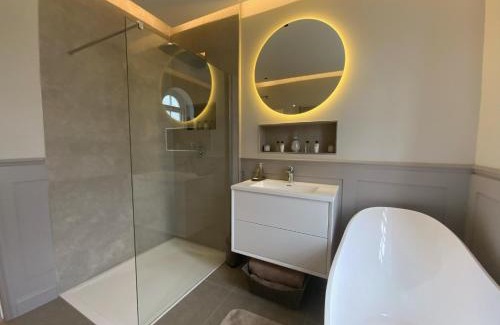 Lewisham House | 5 Star, Boutique Victorian,Entire 3 bedroom hse ,STH LONDON