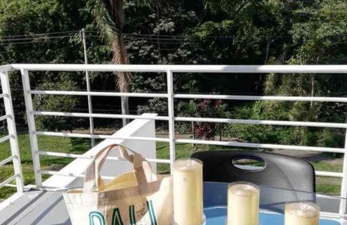 Campestre Apartment | 5 star ,Cali Riverside Apartment huge pool wifi