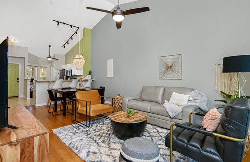 Ole Condo | 5*Star Coral Falls, Naples Florida USA