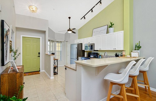 Ole Condo | 5*Star Coral Falls, Naples Florida USA