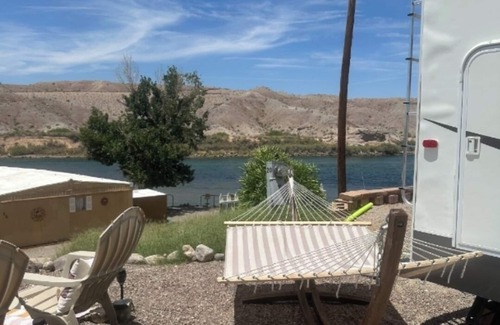 Bullhead City House | 5 Star Fishers Oasis on the River Jetski and Kayak