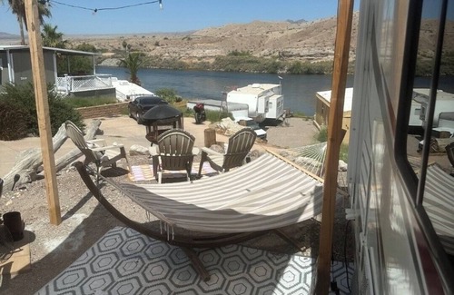 Bullhead City House | 5 Star Fishers Oasis on the River Jetski and Kayak