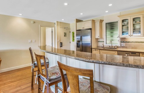 Kaanapali Condo | 5 STAR!-Largest 2bd/2ba remodeled condo Super Ocean & Golf Course Views
