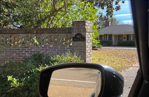 Clarksdale House | 5 Star Living in the BirthPlace of the Blues! Luxury 6 BR, 2 BA w/Pool & Sauna.