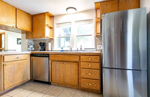 Fruita House | 5-Star Lux Modern Cabin in DT Fruita ❊ Dog Friendly❊